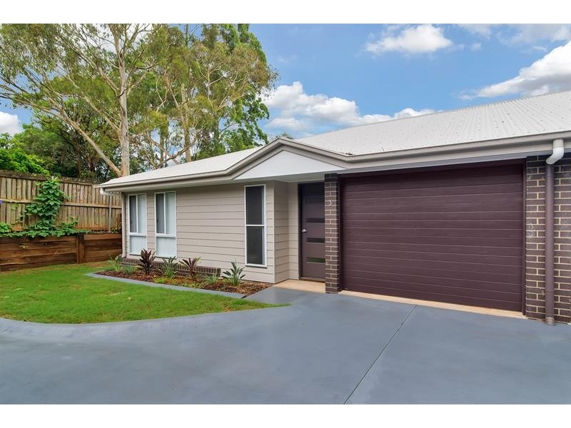 3/3b Gladstone Street, Newtown QLD 4350