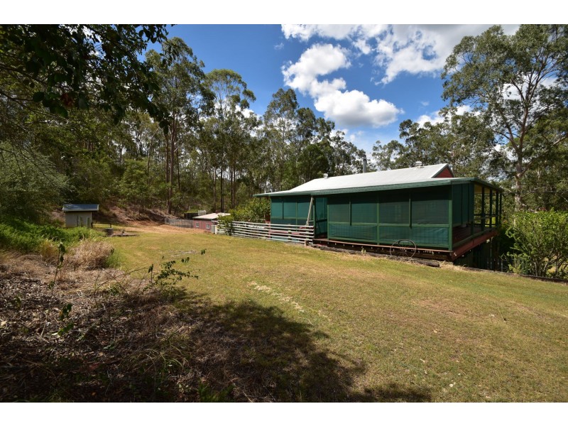 64 Dugandan  Road, Upper Lockyer QLD 4352
