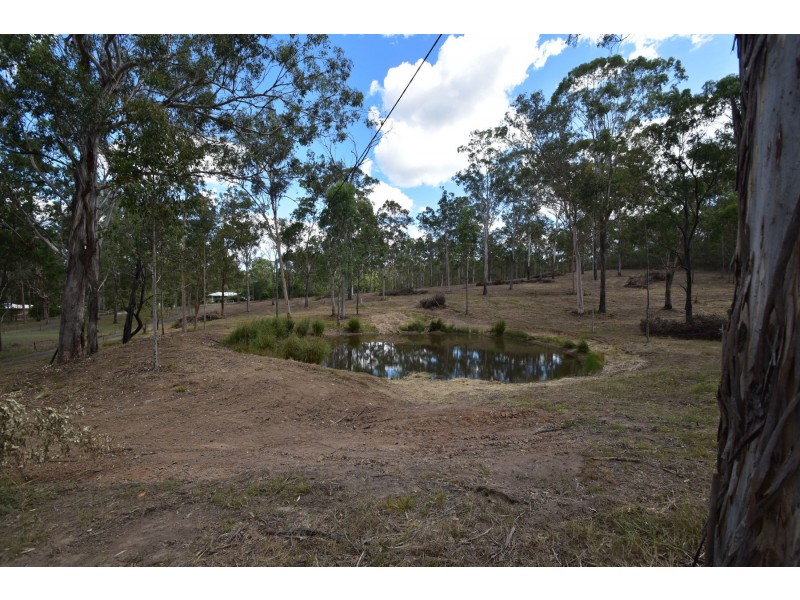 64 Dugandan  Road, Upper Lockyer QLD 4352