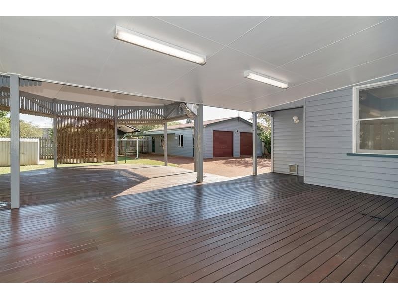 204 Campbell  Street, Newtown QLD 4350
