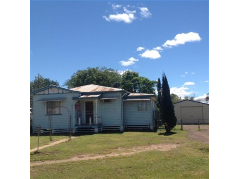 1 Blaxland Road, Dalby QLD 4405