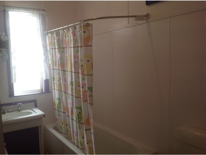 1 Blaxland Road, Dalby QLD 4405