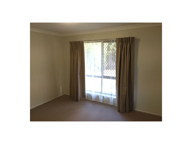 2/329 West St, Harristown QLD 4350