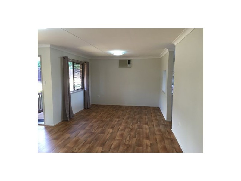 2/329 West St, Harristown QLD 4350