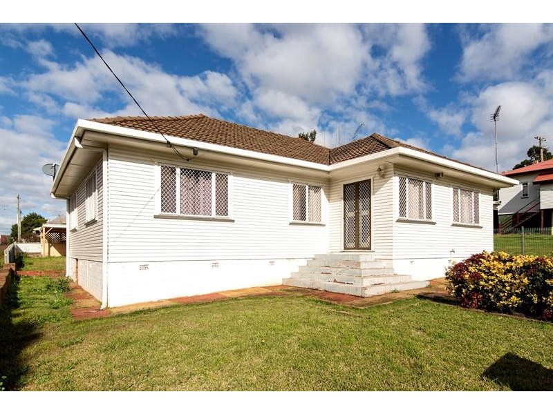 4 Norwood Street, Toowoomba City QLD 4350