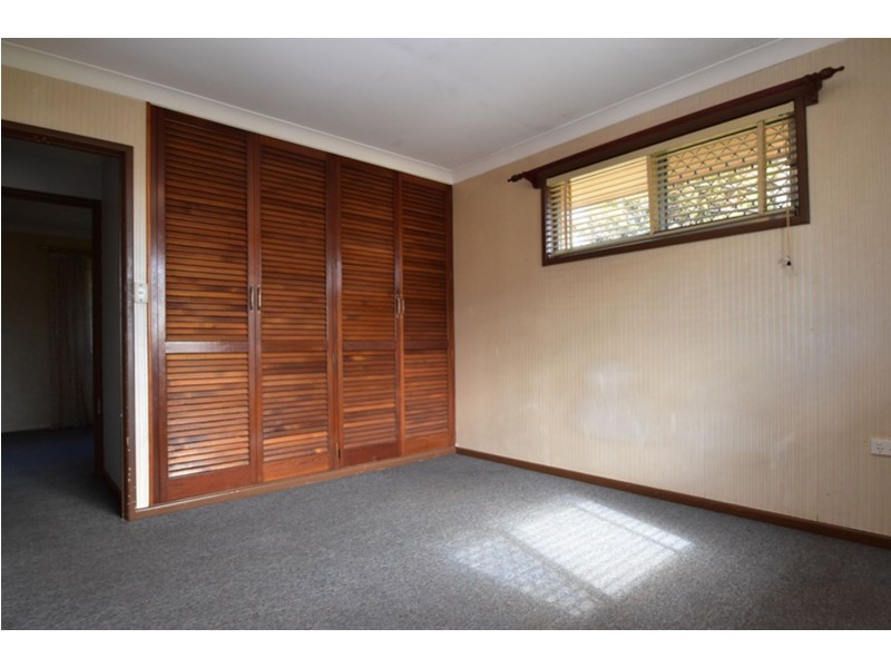 2A Phyllis Street, Harristown QLD 4350