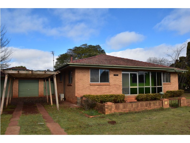 2A Phyllis Street, Harristown QLD 4350