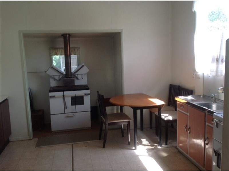 55 Dennis Street, Bell QLD 4408