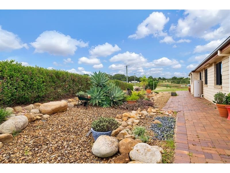 77 Colvin St, Drayton QLD 4350