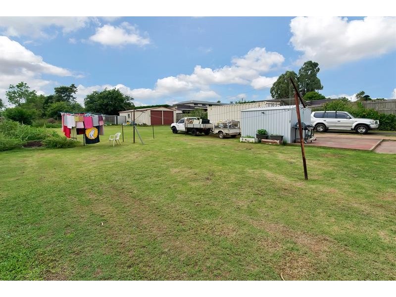 28 Ellis St, Wilsonton QLD 4350