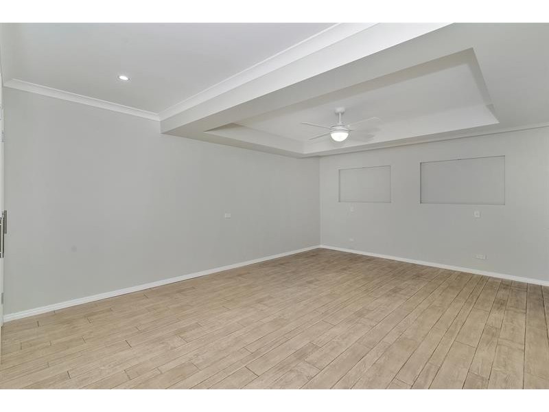 171 Baker Street, Darling Heights QLD 4350