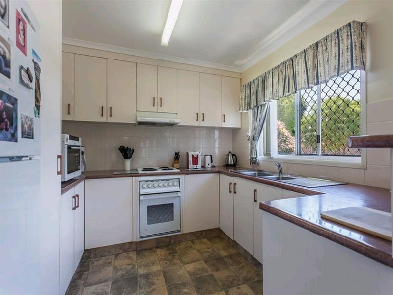 9/19a Gladstone Street, Newtown QLD 4350