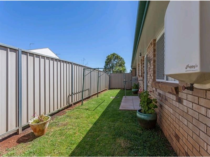 9/19a Gladstone Street, Newtown QLD 4350