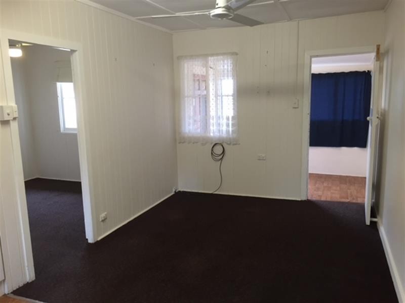 10/21 West St, Newtown QLD 4350