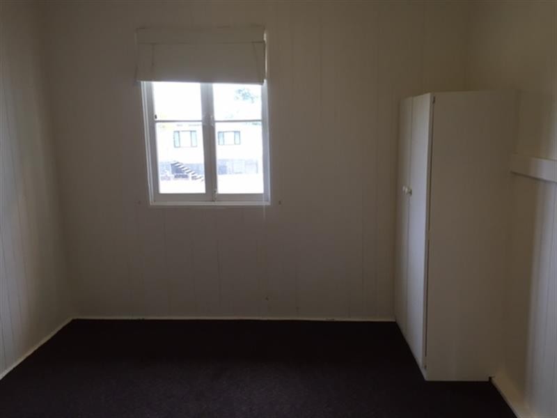 10/21 West St, Newtown QLD 4350