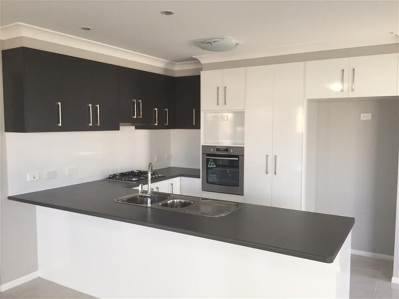 4/19 Sandalwood Drive, Glenvale QLD 4350