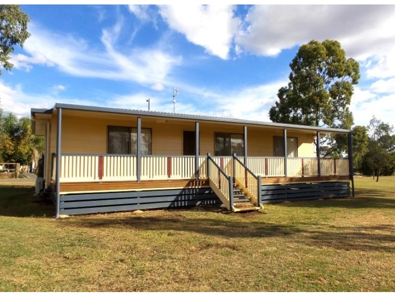 18 Harrow  St, Cambooya QLD 4358