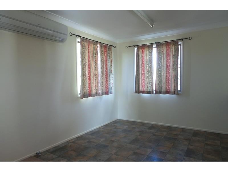 18 Harrow  St, Cambooya QLD 4358