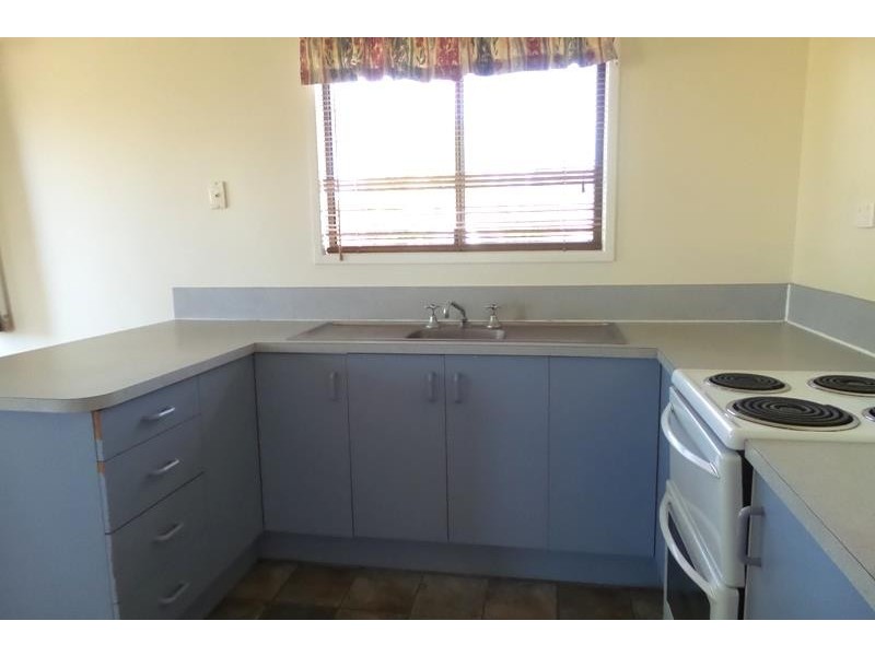 18 Harrow  St, Cambooya QLD 4358