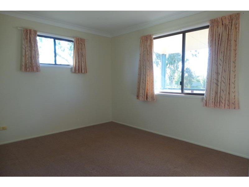 18 Harrow  St, Cambooya QLD 4358