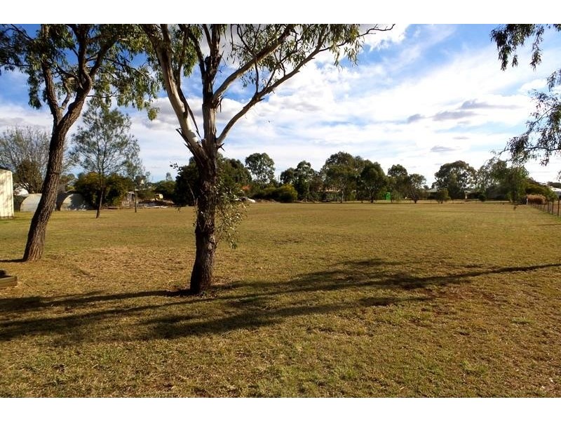 18 Harrow  St, Cambooya QLD 4358