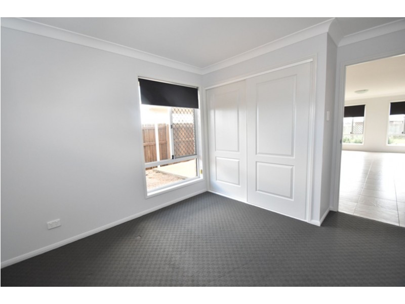 2/9 Chainey Court, Glenvale QLD 4350
