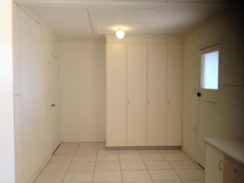 28 Davidson Street, Oakey QLD 4401