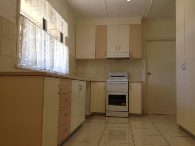 28 Davidson Street, Oakey QLD 4401