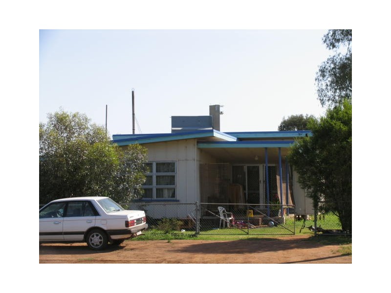 28 Davidson Street, Oakey QLD 4401