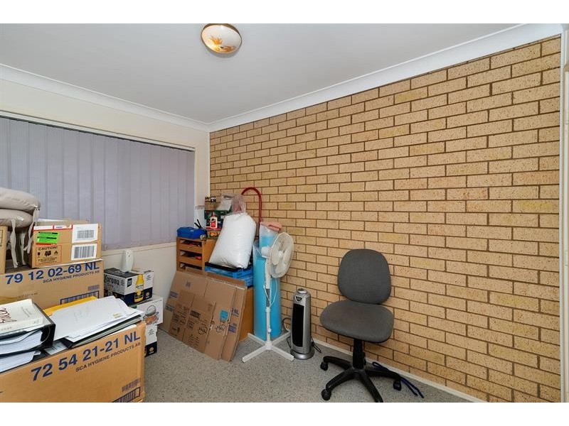 2/9 Margot Ct, Harlaxton QLD 4350