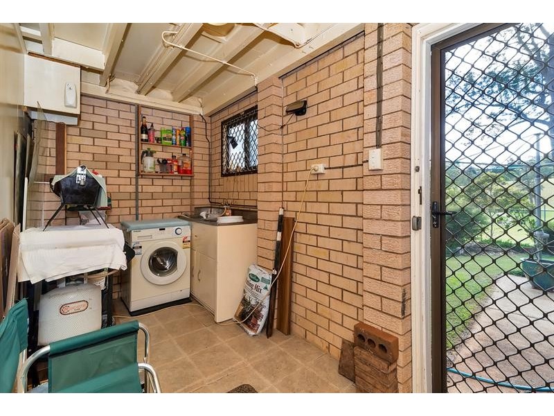 2/9 Margot Ct, Harlaxton QLD 4350