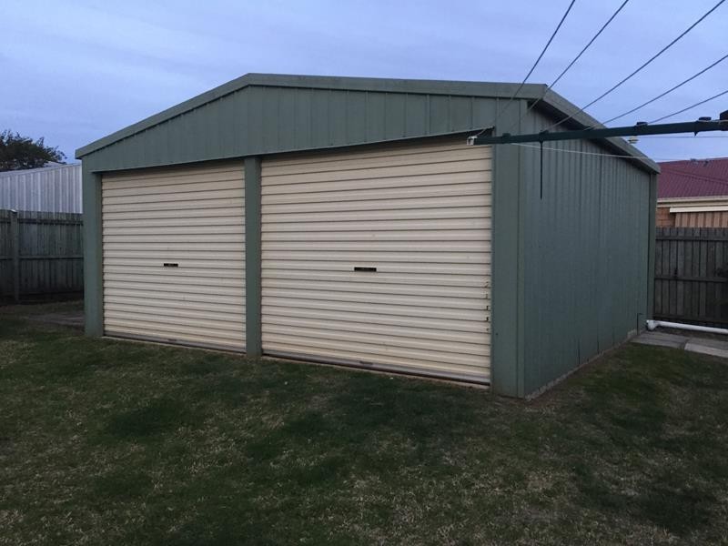 320 Goombungee Rd, Harlaxton QLD 4350