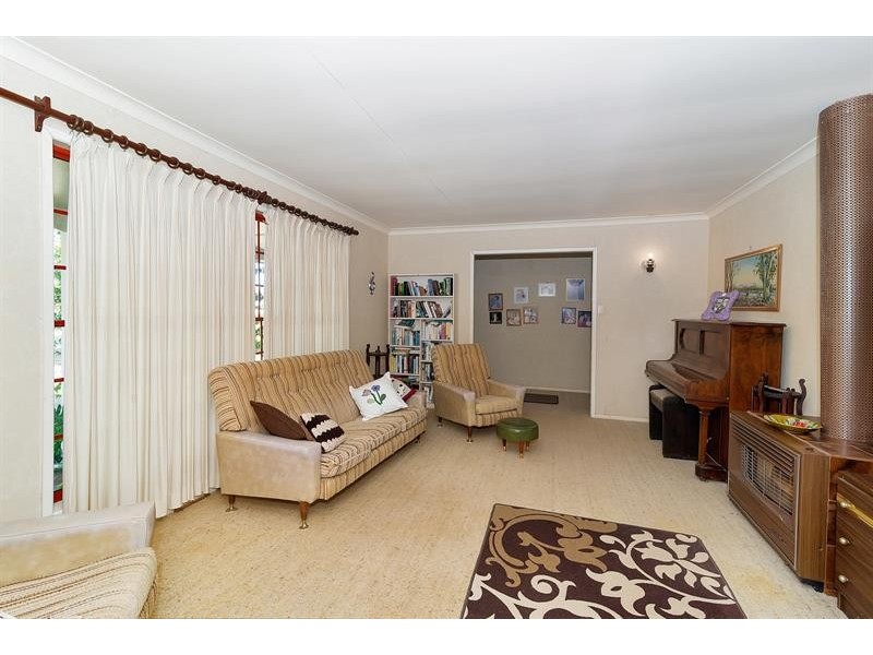 10 Queen Street, Clifton QLD 4361