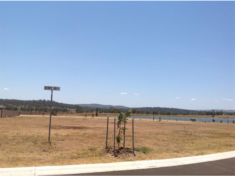10 Lakeview Avenue, Rosenthal Heights QLD 4370