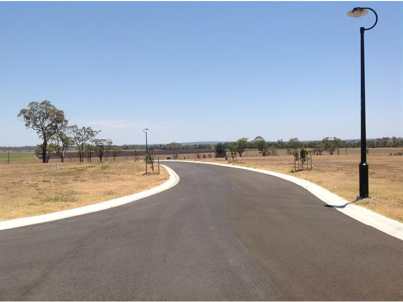 21 Lakeview Avenue, Rosenthal Heights QLD 4370