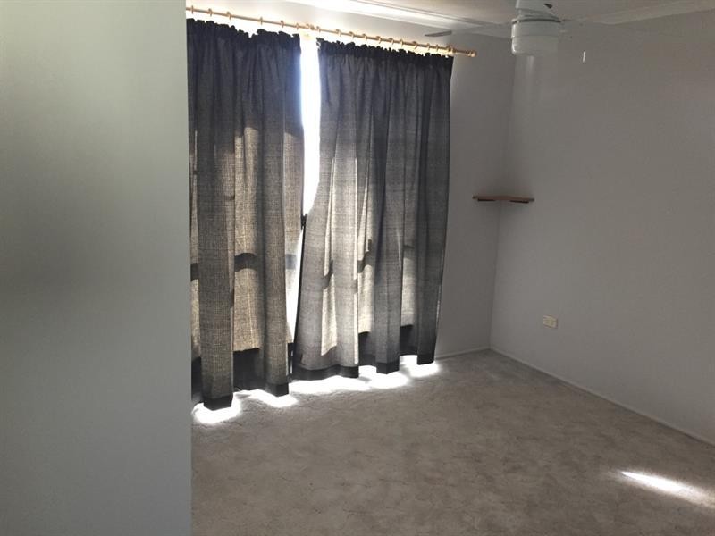 2 Railway St, Cambooya QLD 4358