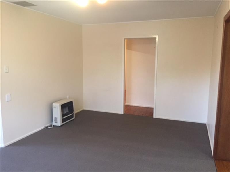 9 Farr St, Kearneys Spring QLD 4350