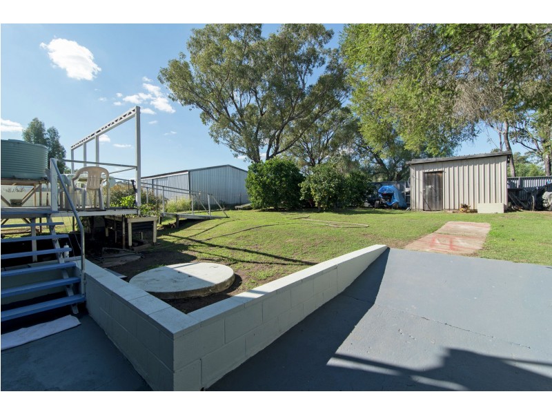 72 John Street, Goombungee QLD 4354
