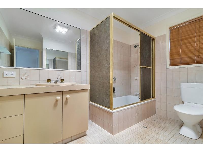 4 Schultz Street, Kearneys Spring QLD 4350