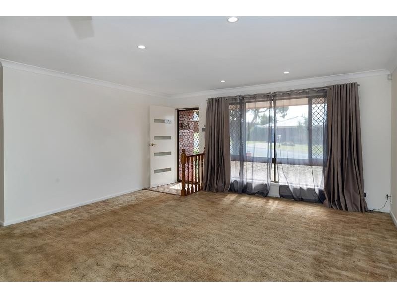 4 Schultz Street, Kearneys Spring QLD 4350