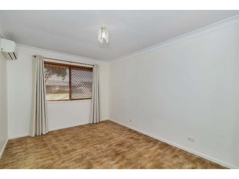 4 Schultz Street, Kearneys Spring QLD 4350