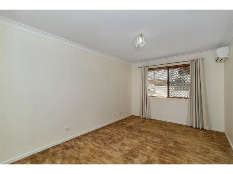 4 Schultz Street, Kearneys Spring QLD 4350