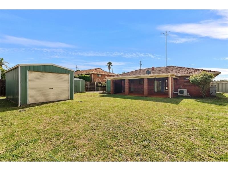 4 Schultz Street, Kearneys Spring QLD 4350