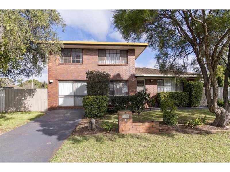 2 Tyson Street, Newtown QLD 4350