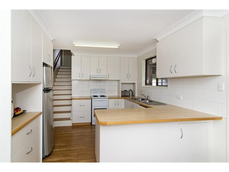 2 Tyson Street, Newtown QLD 4350