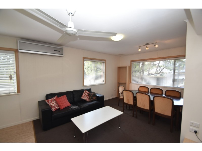 3/99 Campbell St, East Toowoomba QLD 4350