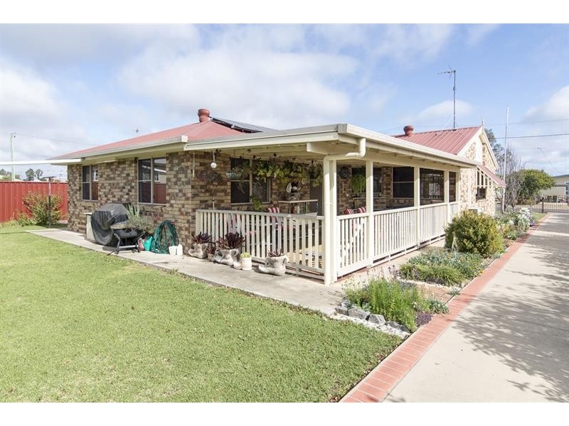 27 Victoria Street, Clifton QLD 4361