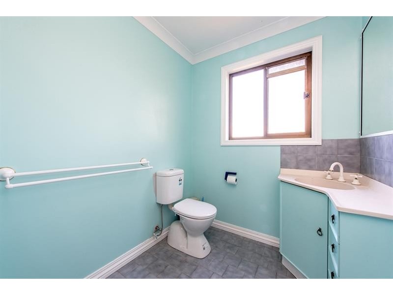 334 Hursley Rd, Glenvale QLD 4350