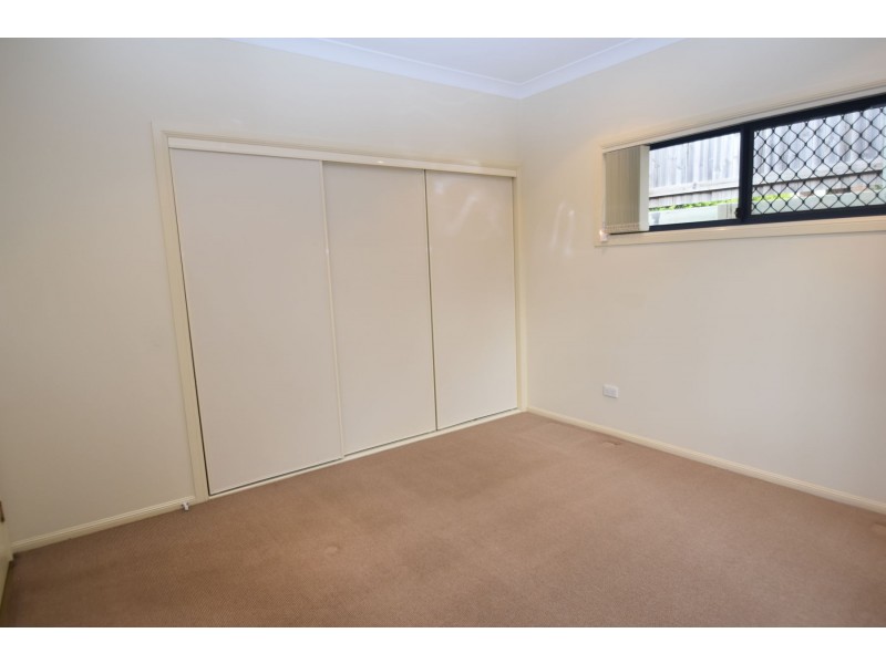 2/18 Cortess Street, Kearneys Spring QLD 4350