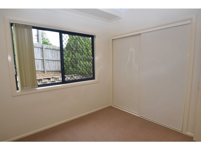 2/18 Cortess Street, Kearneys Spring QLD 4350
